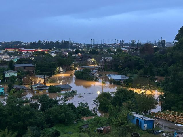 Inundação em Lajeado, após fortes chuvas atingirem o Rio Grande do Sul • Laura Mallmann