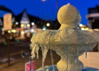 Vídeo: frio congela fonte de água em Gramado, na Serra Gaúcha