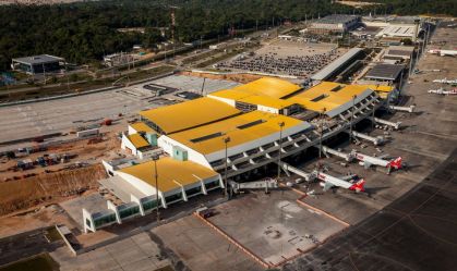Avião apresenta problemas a caminho de Parintins e retorna para Manaus