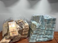 Polícia encontra R$1,1 milhão em espécie dentro de carro em SP