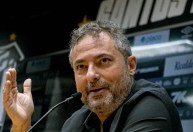 Diretoria do Santos traça estratégia para recuperar jogadores do elenco