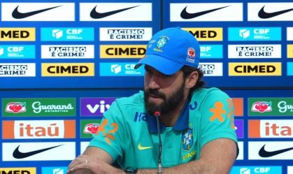 Seleção: Alisson analisa início de trabalho de Ancelotti e rasga elogios