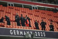 Torcedor morre após cair de arquibancada durante a final da Nations League