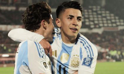 Atlético de Madrid anuncia acordo com o Botafogo pelo meia Thiago Almada