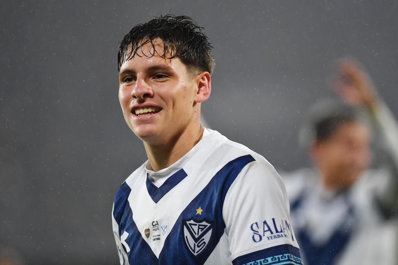 Álvaro Montoro, do Vélez Sarsfield, é alvo de Botafogo e Flamengo