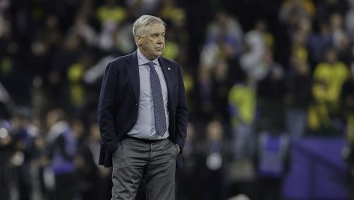 Ancelotti durante vitória do Brasil sobre o Paraguai