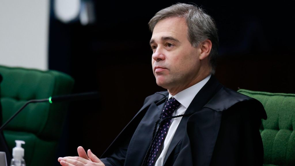 Defesa de Vorcaro procura PF e Mendonça mirando delação premiada | CNN Brasil