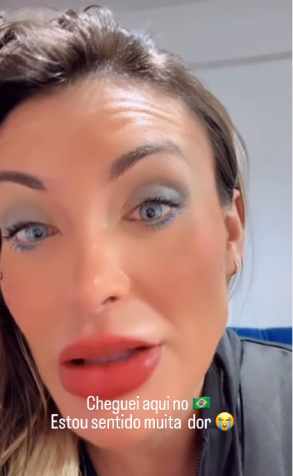 Andressa Urach reclamou de dor nos olhos nas redes sociais • Reprodução