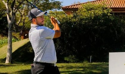 Golfe: Andrey Xavier busca feito histórico no Grama Pro Invitational