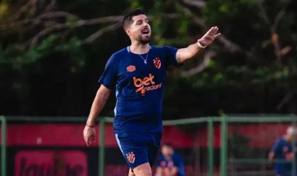 Após queda de António Oliveira, Sport vai atrás do 12º técnico desde 2021