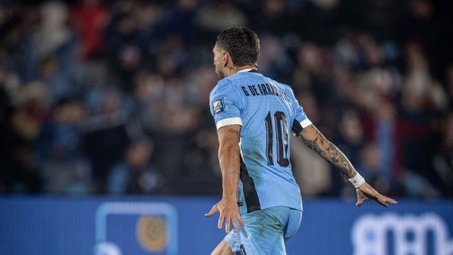 Arrascaeta comemora seu gol em Uruguai x Venezuela, pelas Eliminatórias