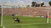 "Se tivesse uma faca, teria me cortado", diz Baggio sobre pênalti em 1994