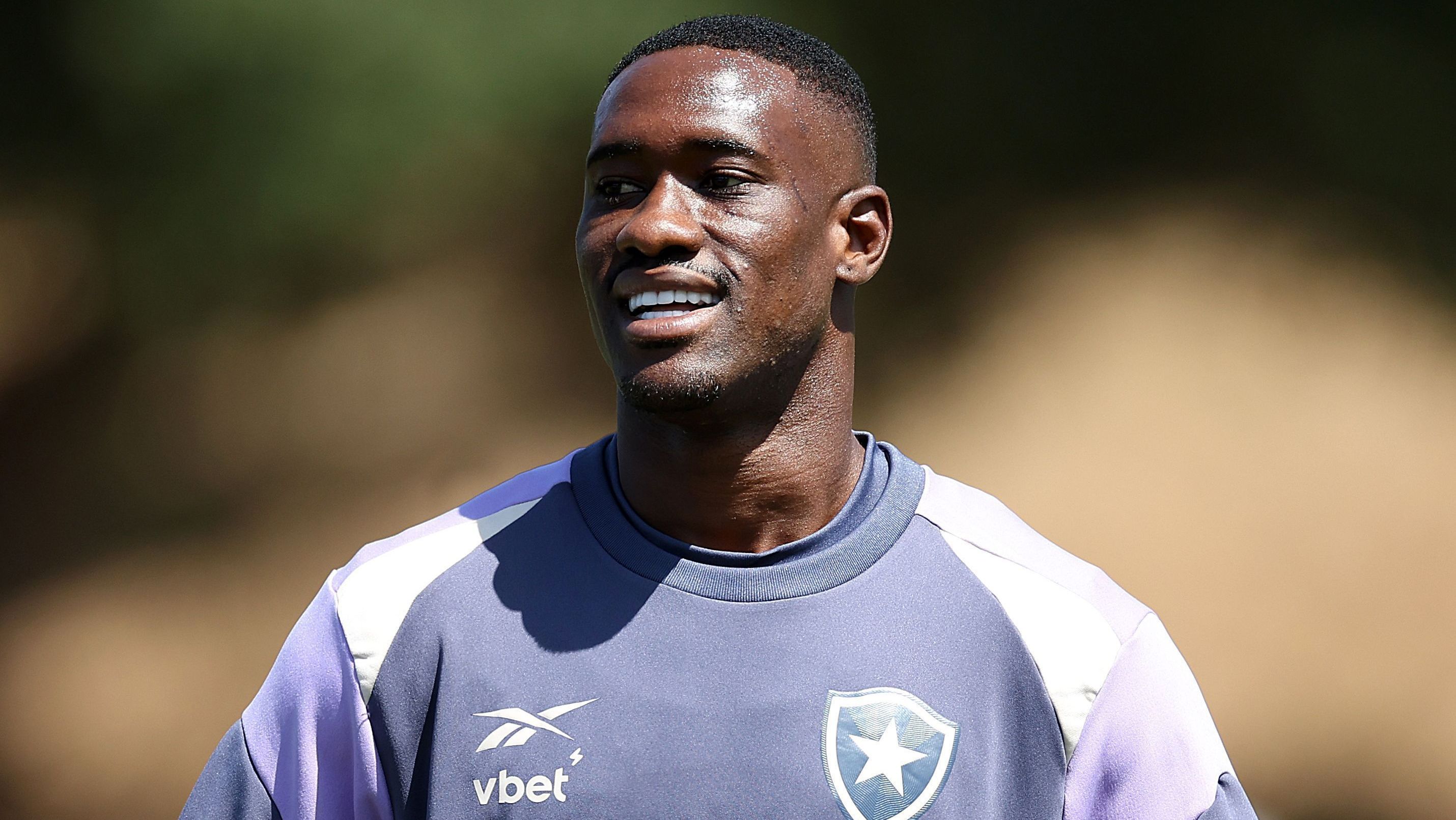 Bastos em treino do Botafogo