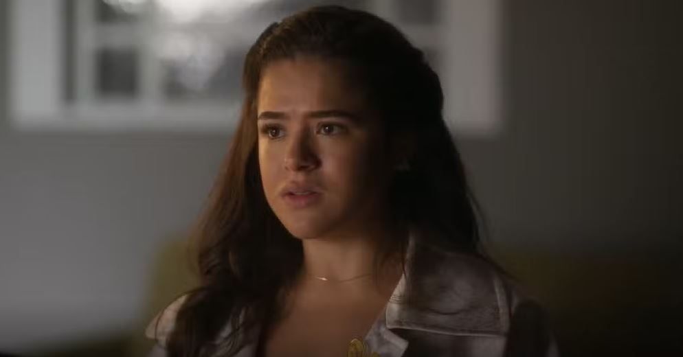Bia é vivida por Maisa em "Garota do Momento"