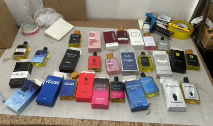 Polícia apreende mais de 10 mil perfumes falsificados em SP