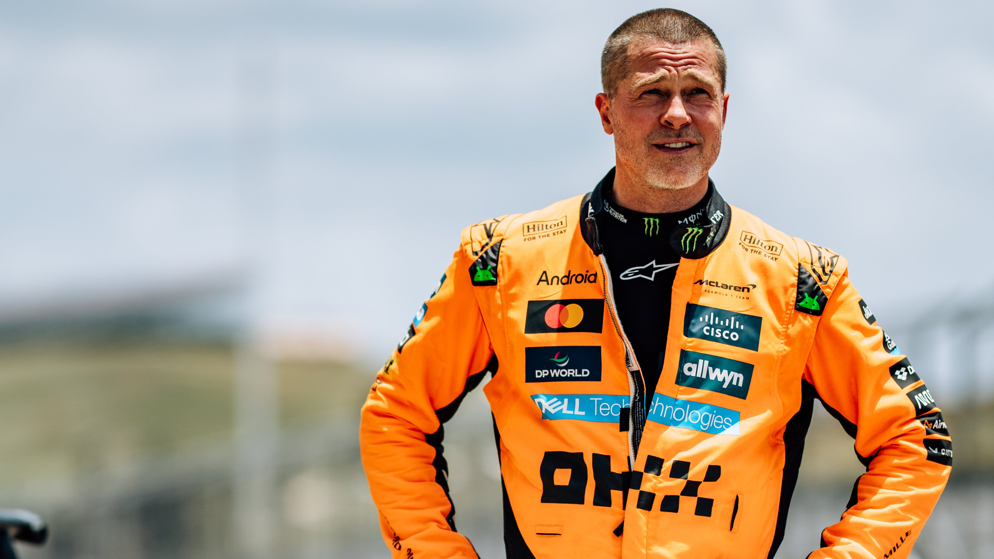 Brad Pitt guiou o carro da McLaren de 2023