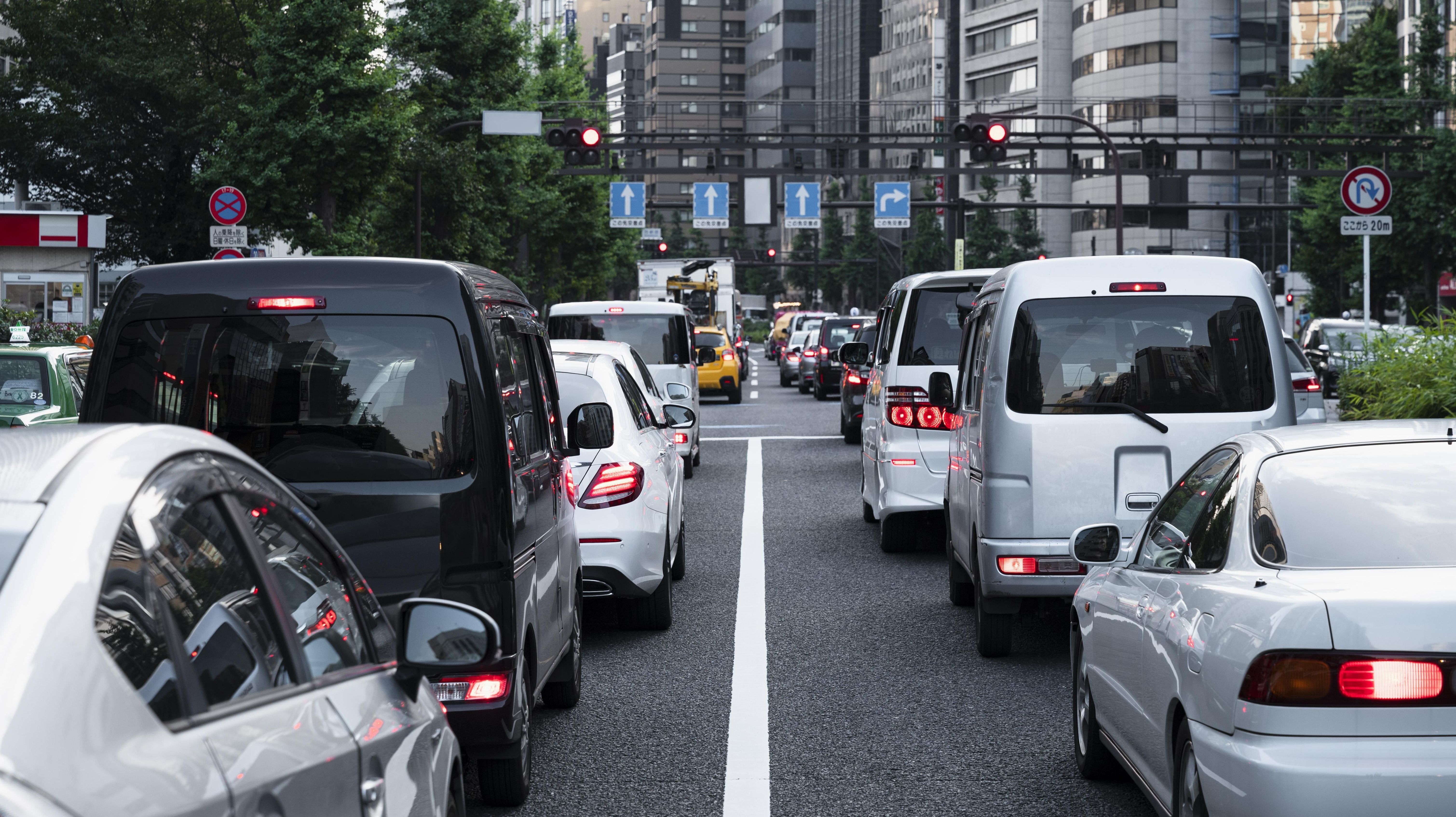 carro é o meio de transporte que contribui para aumento da pegada de carbono