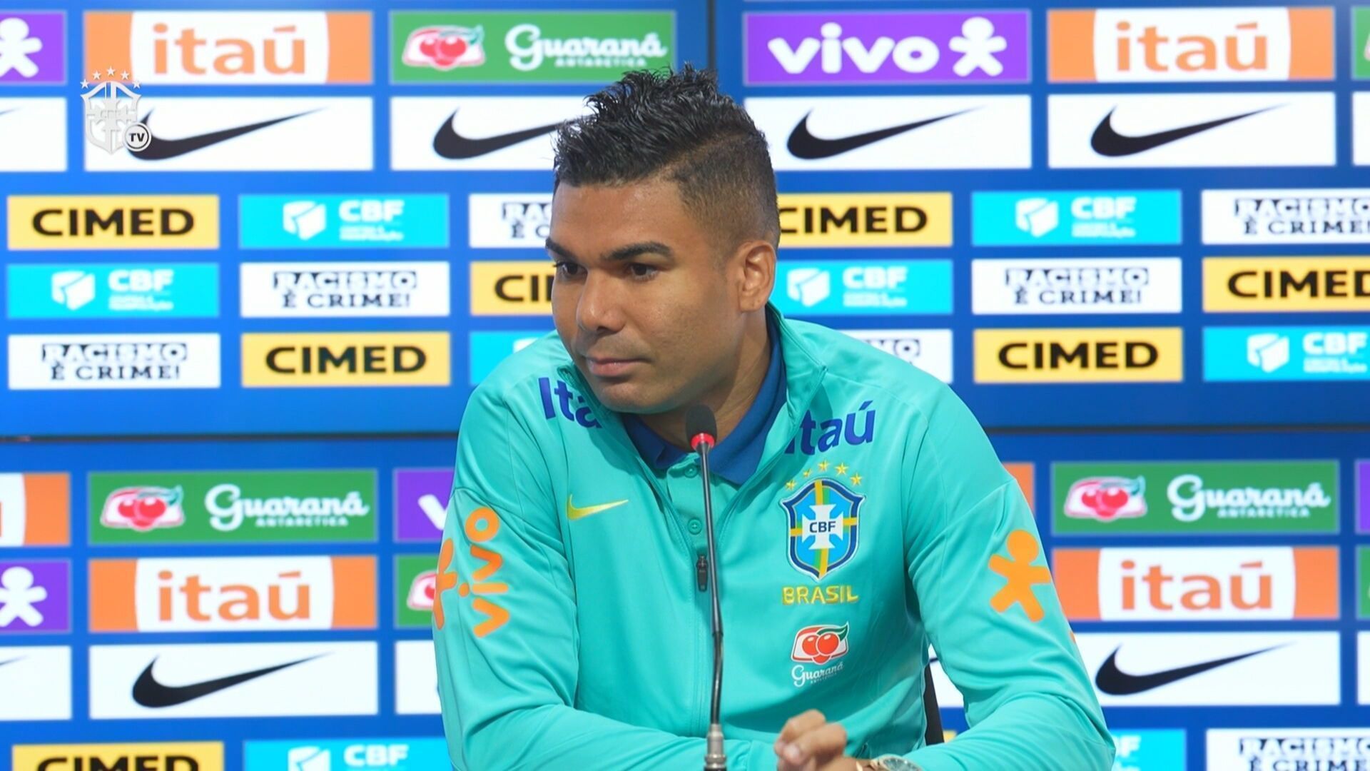Casemiro em coletiva da Seleção Brasileira
