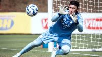 Cruzeiro enfrenta o Vitória de olho na liderança do Brasileirão