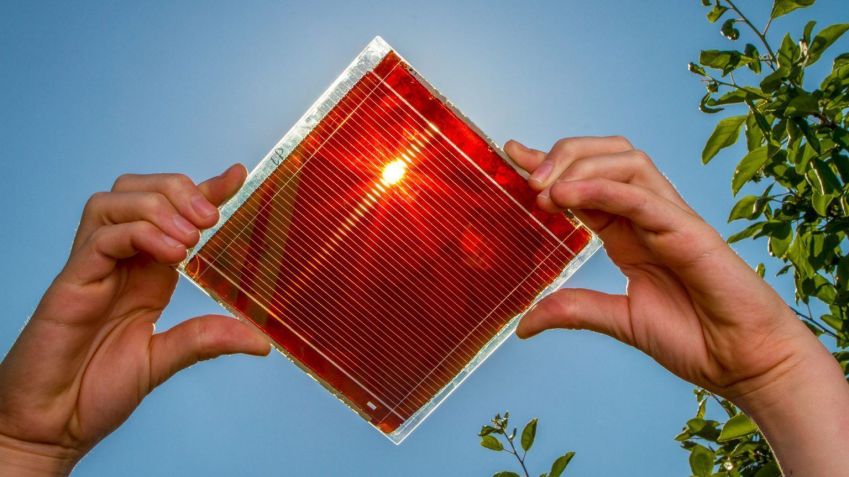 Células com perovskita e silício empilhados superam os limites deste semicondutor sozinho, em 30% • Solliance Solar Research/Divulgação