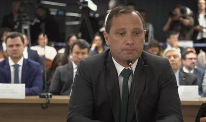 PF usou viatura de inteligência para operação contra Mauro Cid