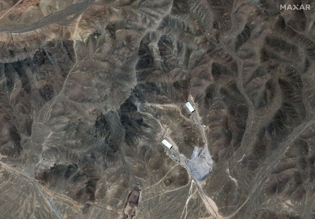 Uma imagem de satélite da Usina de Enriquecimento de Combustível de Fordow, no Irã, como era em 2004.