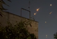 Irã diz que usou novo míssil balístico manobrável em ataques contra Israel