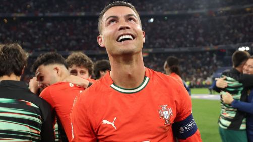 Cristiano Ronaldo se emociona após o título da Nations conquistado por Portugal