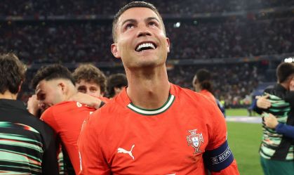 Choro de Cristiano Ronaldo após título chama atenção: "Sentimento especial"