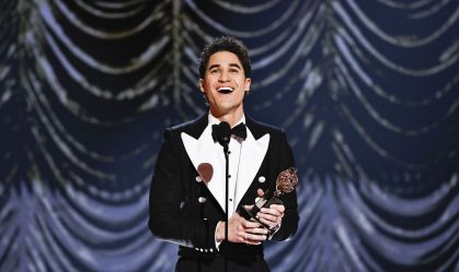 Darren Criss, ator de "Glee", ganha seu primeiro Tony