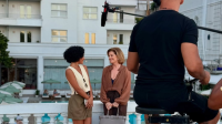 Debora Bloch impressiona web em bastidores de "Vale Tudo": "Surreal"