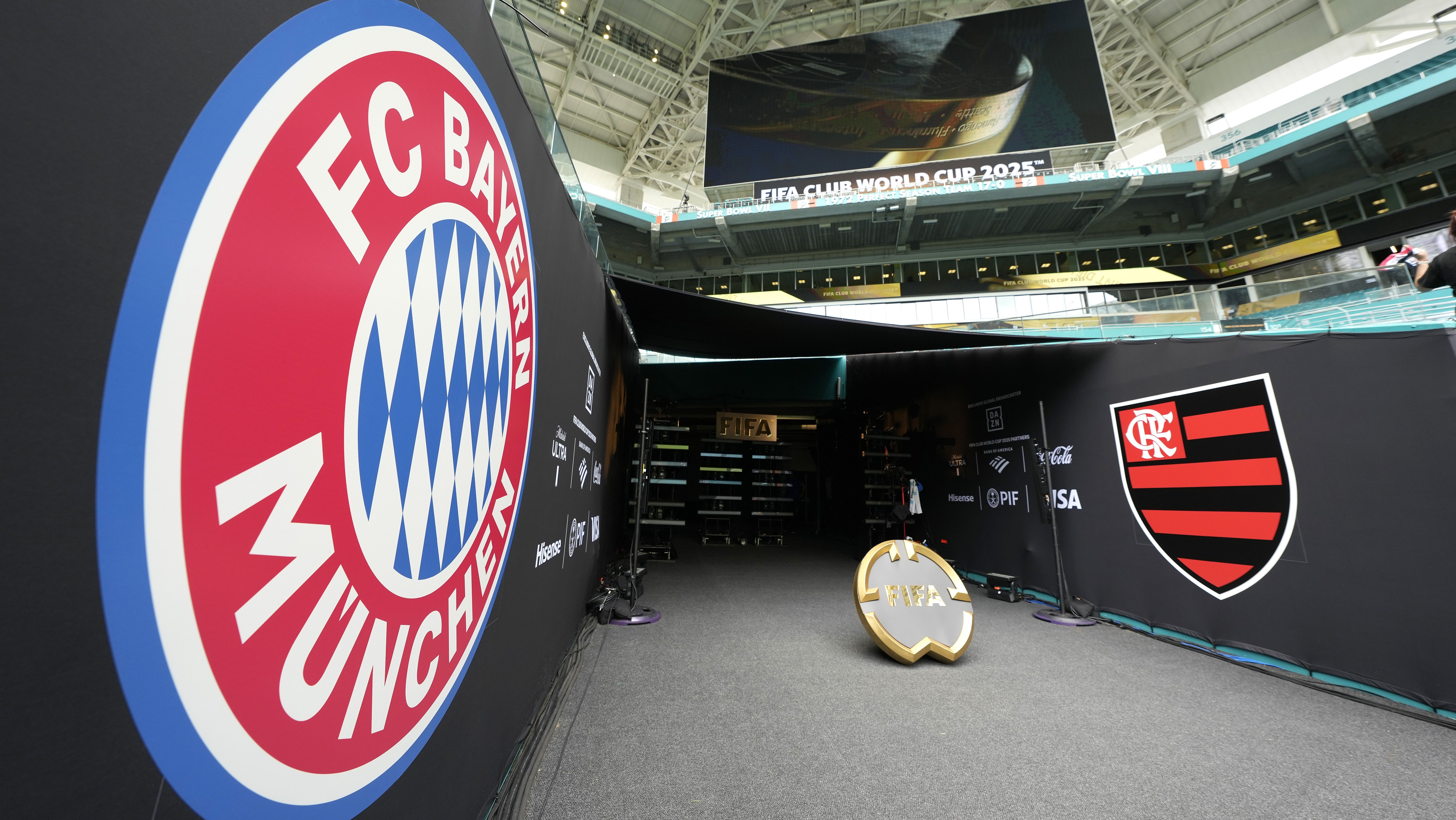 Escudos de Bayern e Flamengo