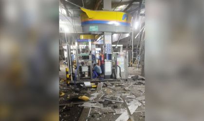 Explosão em posto de combustíveis deixa um morto e um ferido no Rio