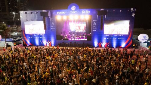 Fan Fest celebra o Mundial de Clubes em Copacabana, no Rio de Janeiro