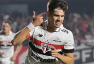 Bobadilla, do São Paulo, é multado pela Conmebol por acusação de xenofobia