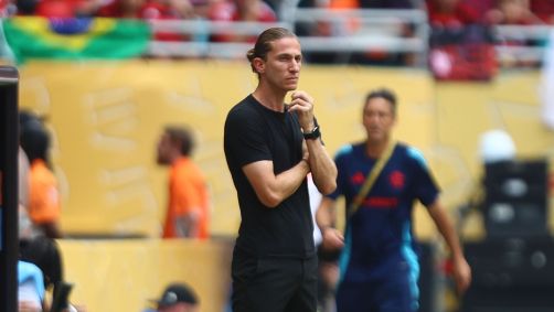 Filipe Luís, técnico do Flamengo, durante a partida contra o Bayern de Munique pelo Mundial