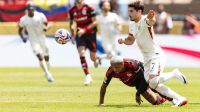 Titular do Flamengo revela conversa com Wesley após erro contra o Chelsea