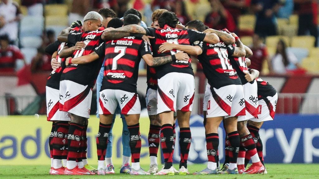 Jogadores do Flamengo antes do duelo com Deportivo Táchira