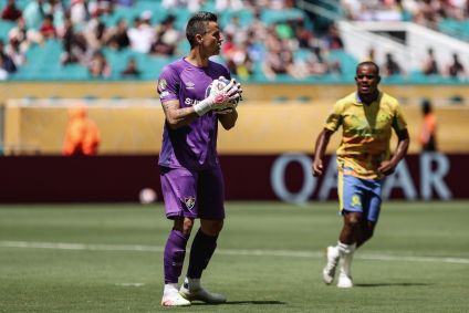 Fábio durante o jogo entre Fluminense e Mamelodi Sundowns