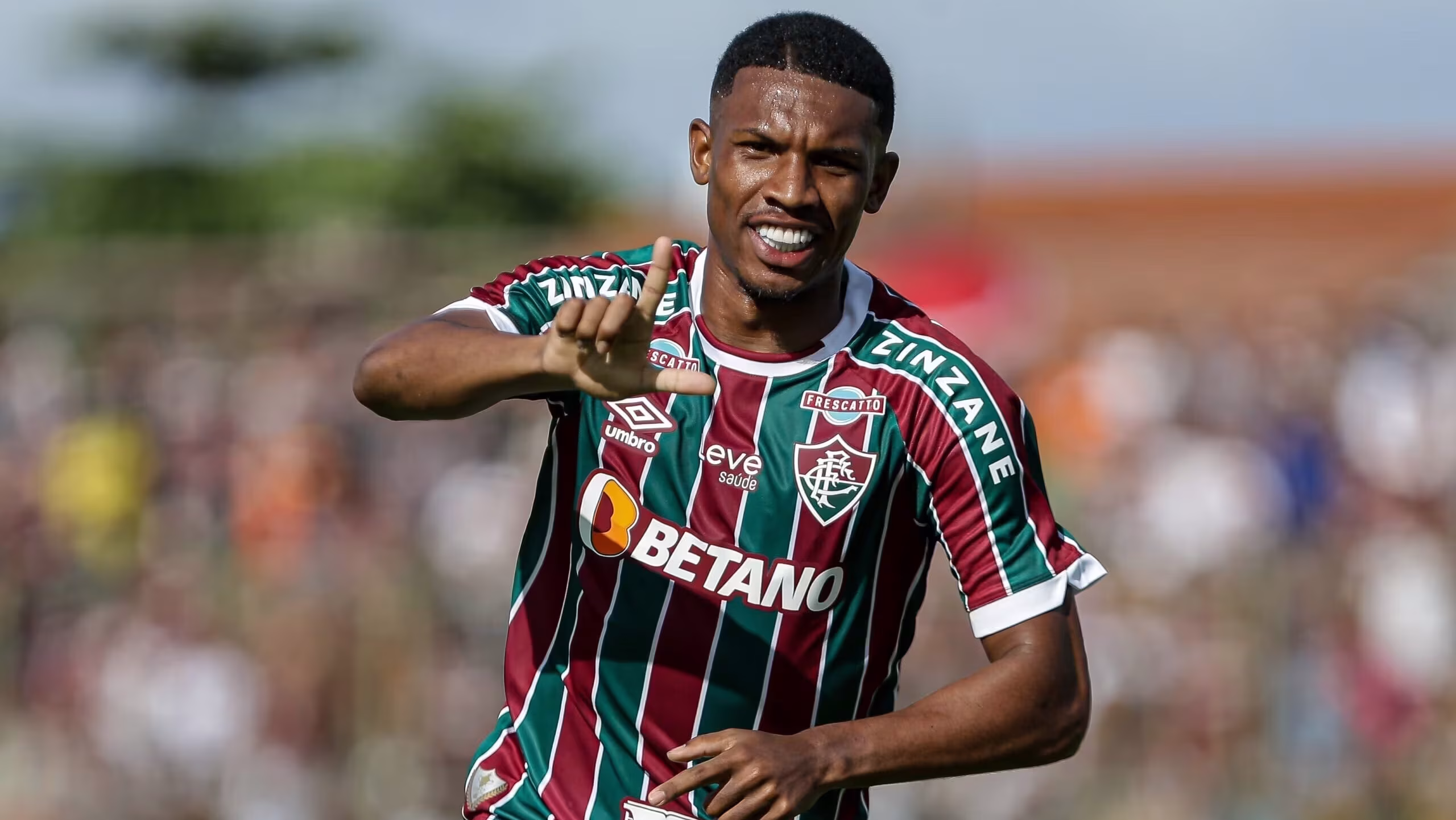 Fluminense vende atacante ao futebol japonês; saiba detalhes