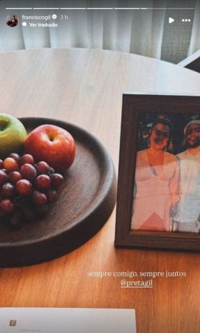Francisco Gil mostrou porta-retrato com Preta Gil nesta quarta (11) • Instagram/Francisco Gil