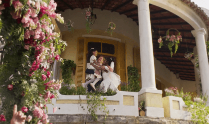 Web reage ao último capítulo de "Garota do Momento": "Tudo corrido"