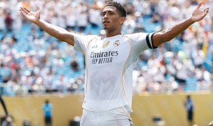Bellingham comemora gol do Real Madrid sobre o Pachuca