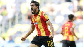 Ben Hamida comemora gol do Espérance sobre o Los Angeles FC