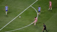 Messi marca golaço contra o Porto no Mundial de Clubes; veja