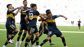 Merentiel comemora seu gol pelo Boca no Mundial de Clubes