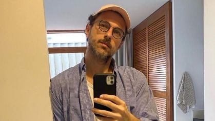 Nas redes sociais, Guilherme divulga vídeos cantando covers de músicas nacionais e internacionais e esquetes de humor