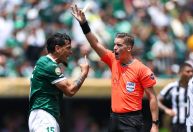 Veja quais jogadores estão suspensos para as quartas do Mundial de Clubes
