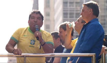 Magno Malta chama Carmen Lúcia de tirana em ato na Paulista