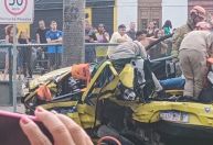 Acidente envolvendo carros e moto deixa cinco feridos no centro do Rio